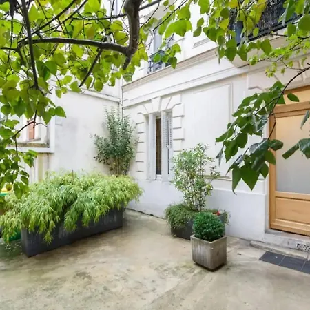 Beautiful Haven Of Peace In Apartment *
